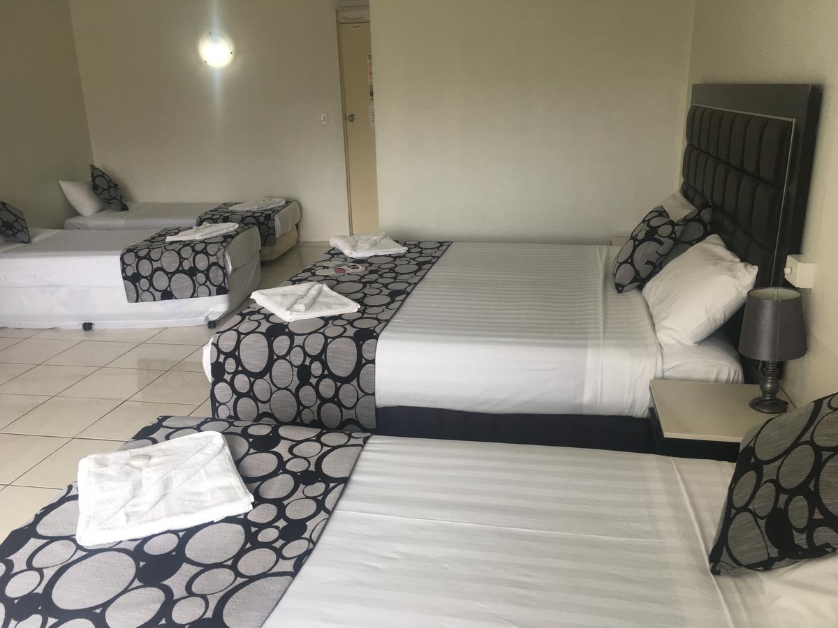 Tweed Central Motel Твид-Хедс Экстерьер фото